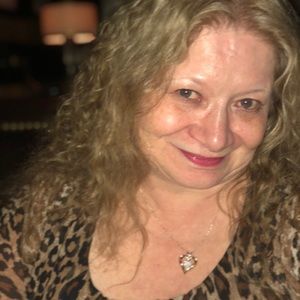 Meet your Posher, Ada